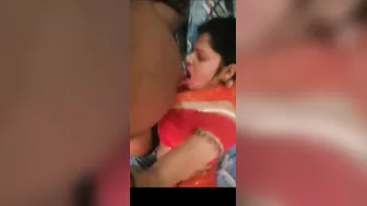 Married Woman Riding Her Man Till He Fills Her Up Completely