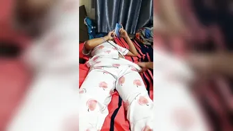 Horny GF Touching Herself While Talking Dirty On Cam