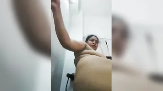 Chubby Married Bhabhi Flaunting Massive Milkers On Her Webcam