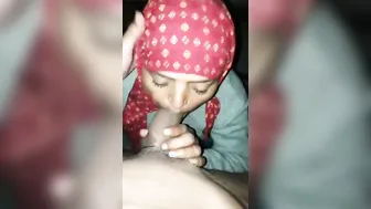 Local Married Woman Giving Client Passionate Oral In Cheap Hotel