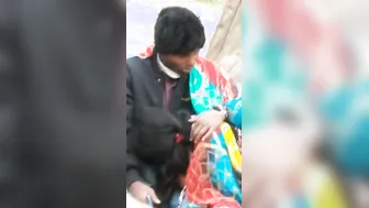 Horny Couple Fucking Outdoors Caught Giving Risky Public Head