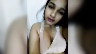 Cute Desi Girl Showing Off Her Natural Boobs Live On Her Webcam
