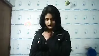 Bengali College Babe Flashing Her Perfect Tits In Sexy Selfie