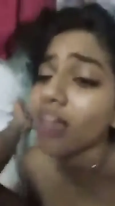 Virgin Babe Crying While Getting Her Tight Pussy Stretched Open