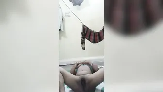 Busty Bhabhi Fingering Her Dripping Wet Pussy On Cam For You