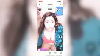 Chubby Indian Girl Doing Her Naughty Live Cam Show For Viewers
