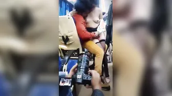 Desi GF Getting Wild With Her Man On Moving Public Bus