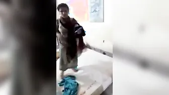 Mature Woman Having Wild Sex With Young College Boys In Bedroom