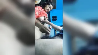 Village Bhabhi Cheating With Neighbor Guy Caught In Sex Scandal