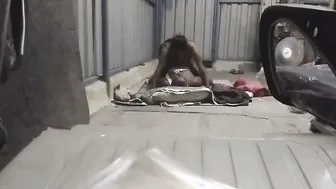 Lankan Driver Banging His Slutty Wife In Backseat Caught On Cam