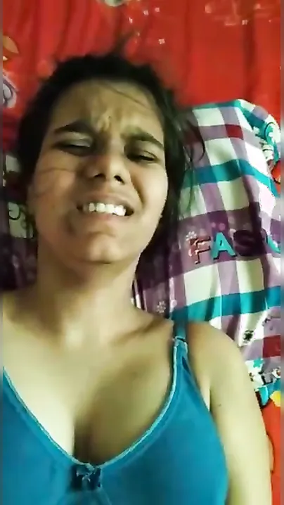 Office Slut From Chennai Riding Her Boss During Lunch Break