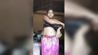 Hairy Tamil GF Stripping Naked On Homemade Selfie Video