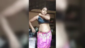 Hairy Tamil GF Stripping Naked On Homemade Selfie Video