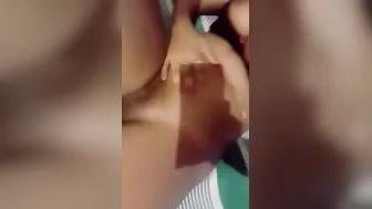 Sri Lankan GF Exposing Her Body In Private Mms Leaked