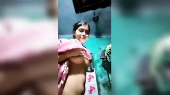 Bengali Teen Revealing Her Massive Boobs In Selfie Video
