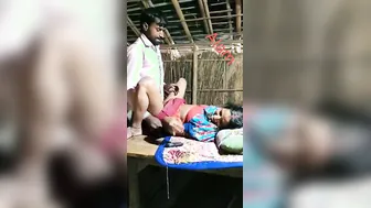 Married Village Wife Getting Pounded For Cash By Local Guy