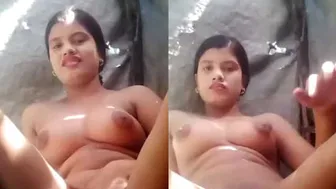 Beautiful Village Babe Fingering Herself In Private Selfie Mms