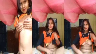 Married Desi Wife Flashing Her Big Boobs Teasing On Live Webcam