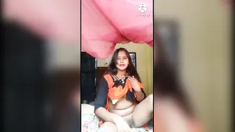 Married Desi Wife Flashing Her Big Boobs Teasing On Live Webcam