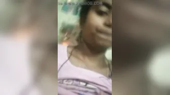 Cute Desi Babe Revealing Her Tight Boobs And Wet Pussy Now