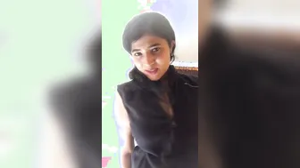 Indian Beauty Stripping And Touching Herself On Webcam