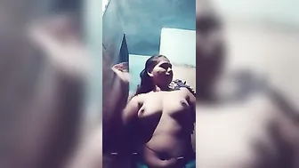 Busty Desi Babe Flashing Her Big Tits And Hairy Pussy On Cam