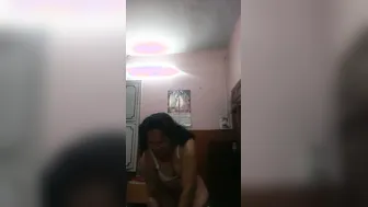 Mature Bhabji Recording Herself Naked For Secret Lover Video