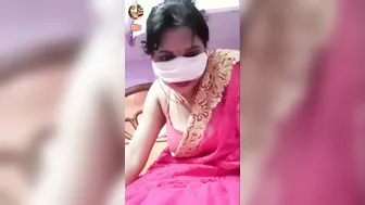 Indian Housewife Doing Sexy Striptease On Live Webcam