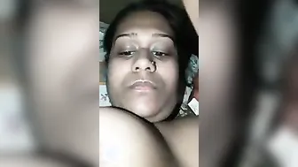 Bengali GF Revealing Her Private Parts On Webcam