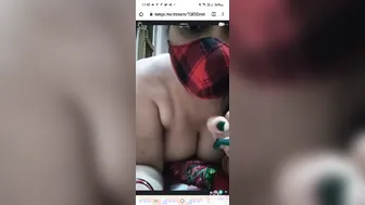 Thick Bhabhi Stripping Live On Video Showing Everything Off