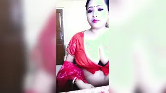 Bhabhi Flashing Her Huge Tits For The Camera At Home
