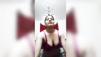 Chubby Unsatisfied Wife Stripping Naked And Showing Everything