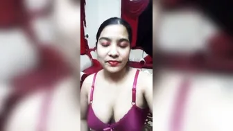 Chubby Unsatisfied Wife Stripping Naked And Showing Everything
