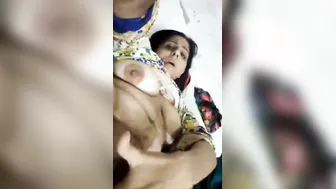 Horny Indian Milf Wife Fingering Wet Pussy On Selfie Camera