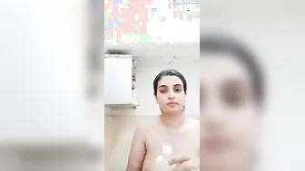 Hairy GF Rubbing Her Clit Fast Moaning Loud On Her Webcam