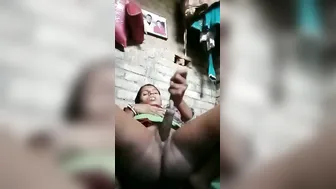 Village Slut Masturbating Her Tight Pussy In Hardcore Homemade