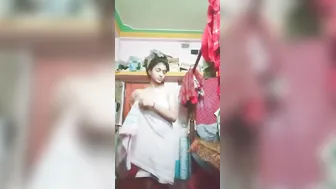 Cute GF Playing With Herself For Me On Private Cam Show