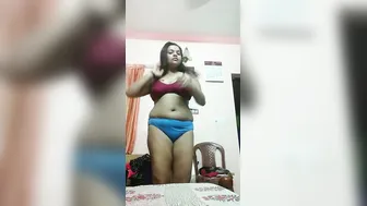 My GF Spreading Wide Showing Everything On Private Video
