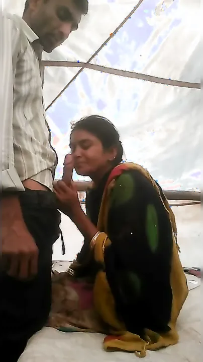 Construction Worker Bhabhi Sucking My Dick Behind Building Site