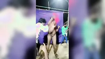 Young Girl Dancing Naked In Her Room Showing Everything Online