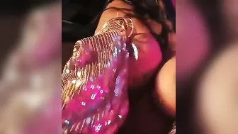 Hot Babe Giving Stranger Public Show In The Back Of His Taxi