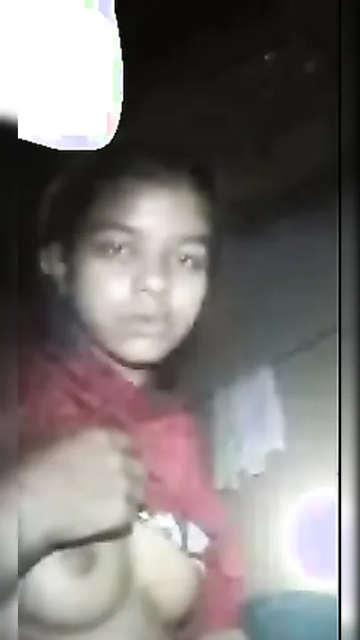 Horny Bangladeshi Village Babe Fingering On Naughty Video Call