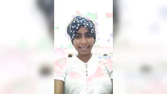 Sri Lankan Babe Fingering Herself In Private Selfie Sex Video