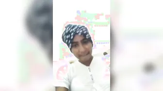 Sri Lankan Babe Fingering Herself In Private Selfie Sex Video
