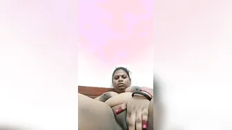 Horny Tamil Wife Fingering Her Dripping Wet Pussy On Hidden Cam