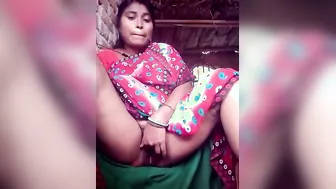 Bengali Housewife Exposing Herself On Camera For Her Lover Now