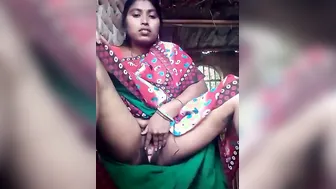 Bengali Housewife Exposing Herself On Camera For Her Lover Now