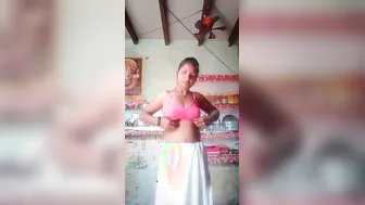 Sexy Dehati Housewife Doing Hot Striptease Show Live On Webcam