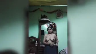 Mature Village Milf Spreading Her Fat Shaved Pussy For Camera