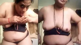 Mature Aunty Squeezing And Sucking Her Big Tits Alone